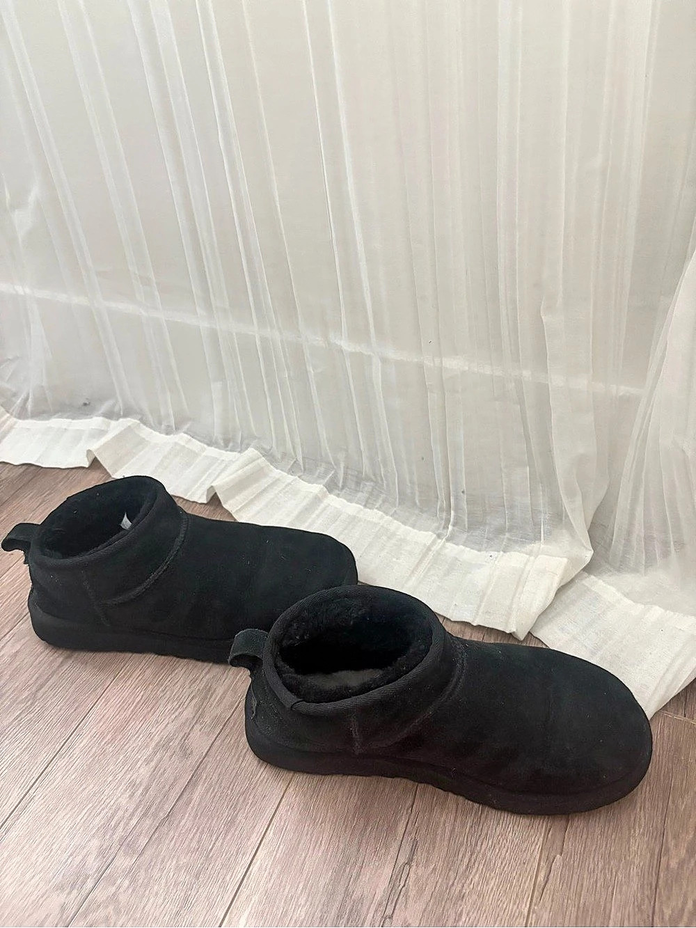 UGG Classic Ultra Mini Black Suede Winter Boots US 7 - Picture 4 of 6